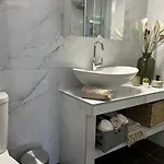 Apartament Theo