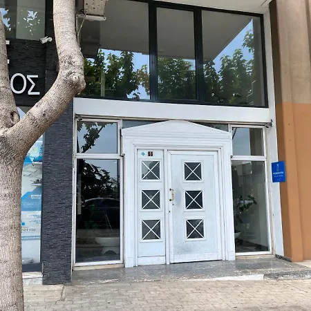 Apartament Theo *